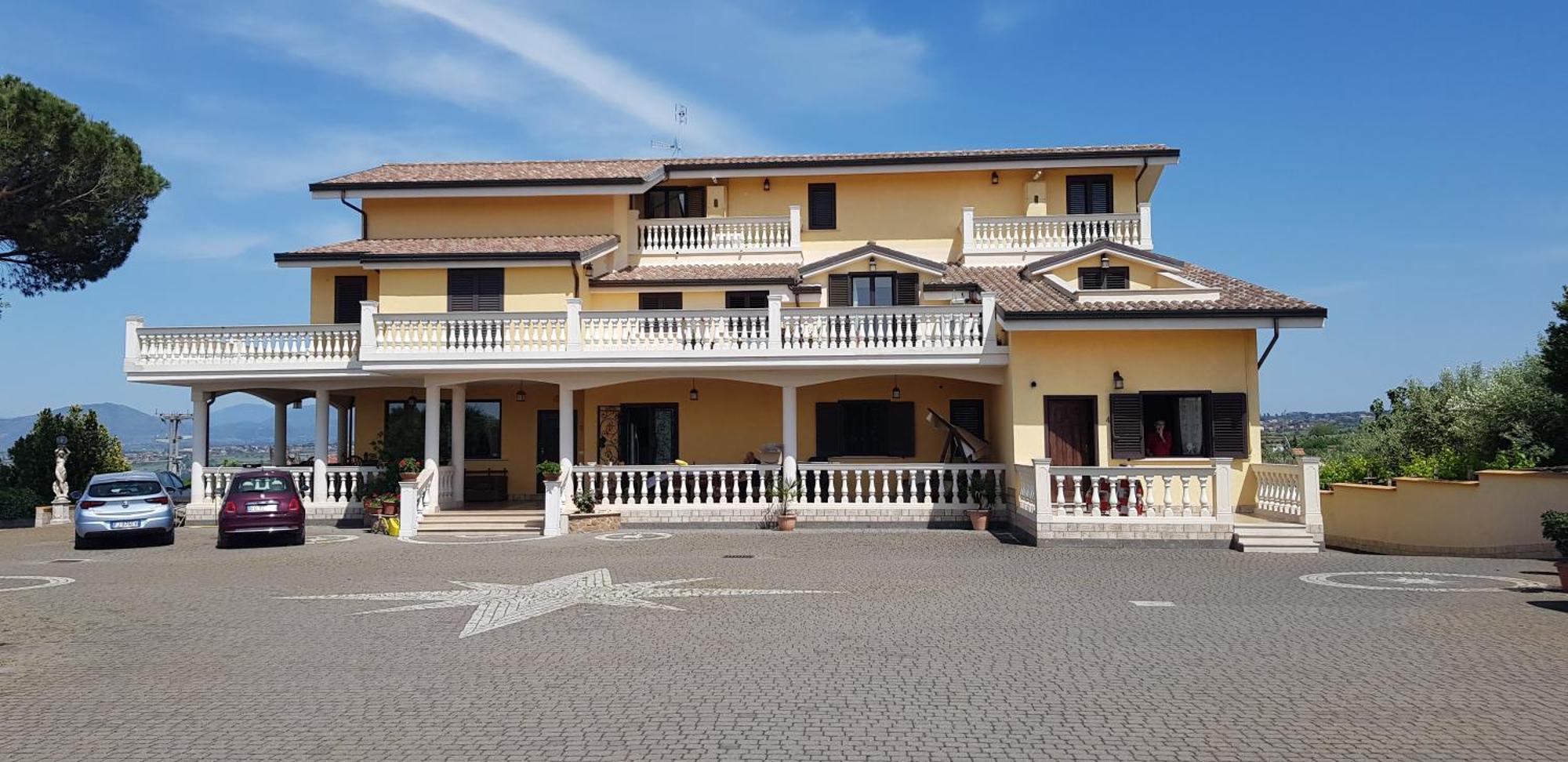 פראסקאטי Villa Giona Roma מראה חיצוני תמונה